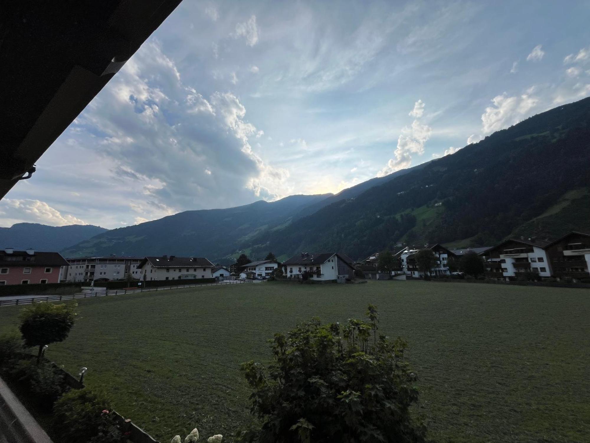 Zell Views Apartments Zell am Ziller Extérieur photo